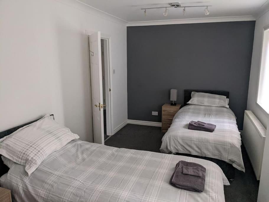 Apartamento Teith Court With Private Parking.